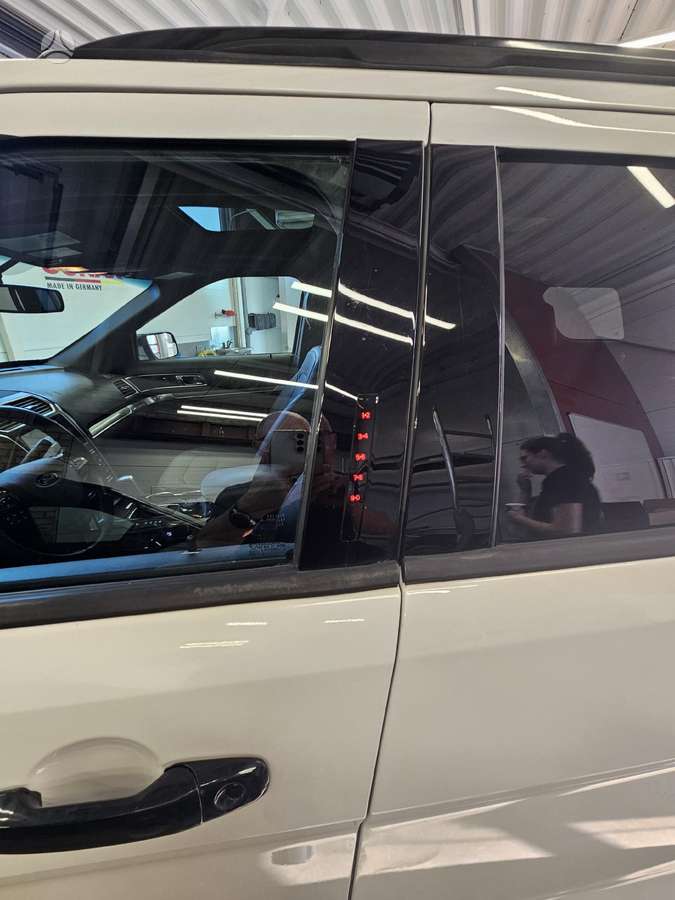 Ford Explorer, 3.5 l., off-road / crossover