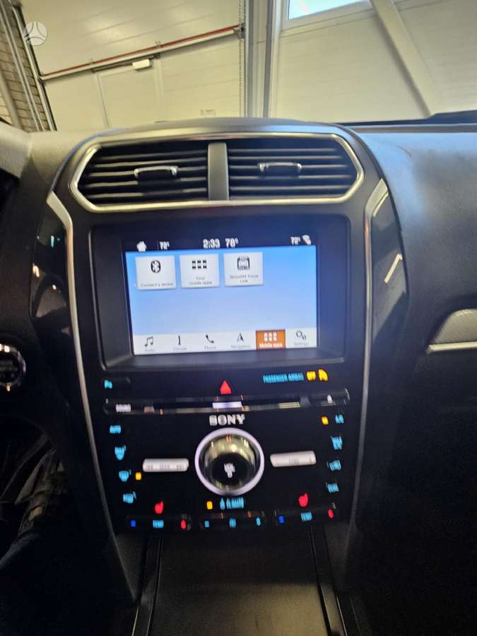 Ford Explorer, 3.5 l., off-road / crossover