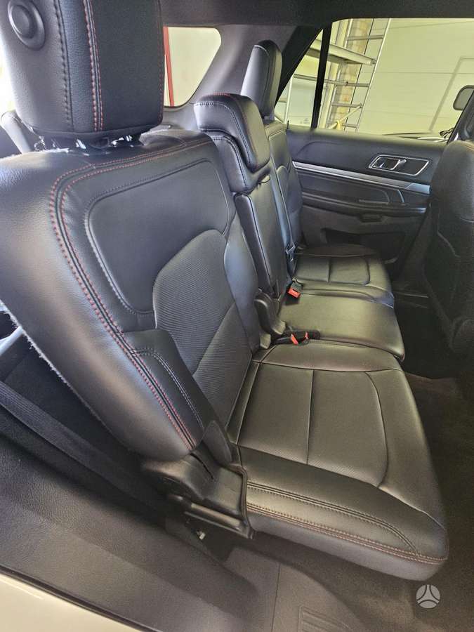 Ford Explorer, 3.5 l., Внедорожник / Кроссовер