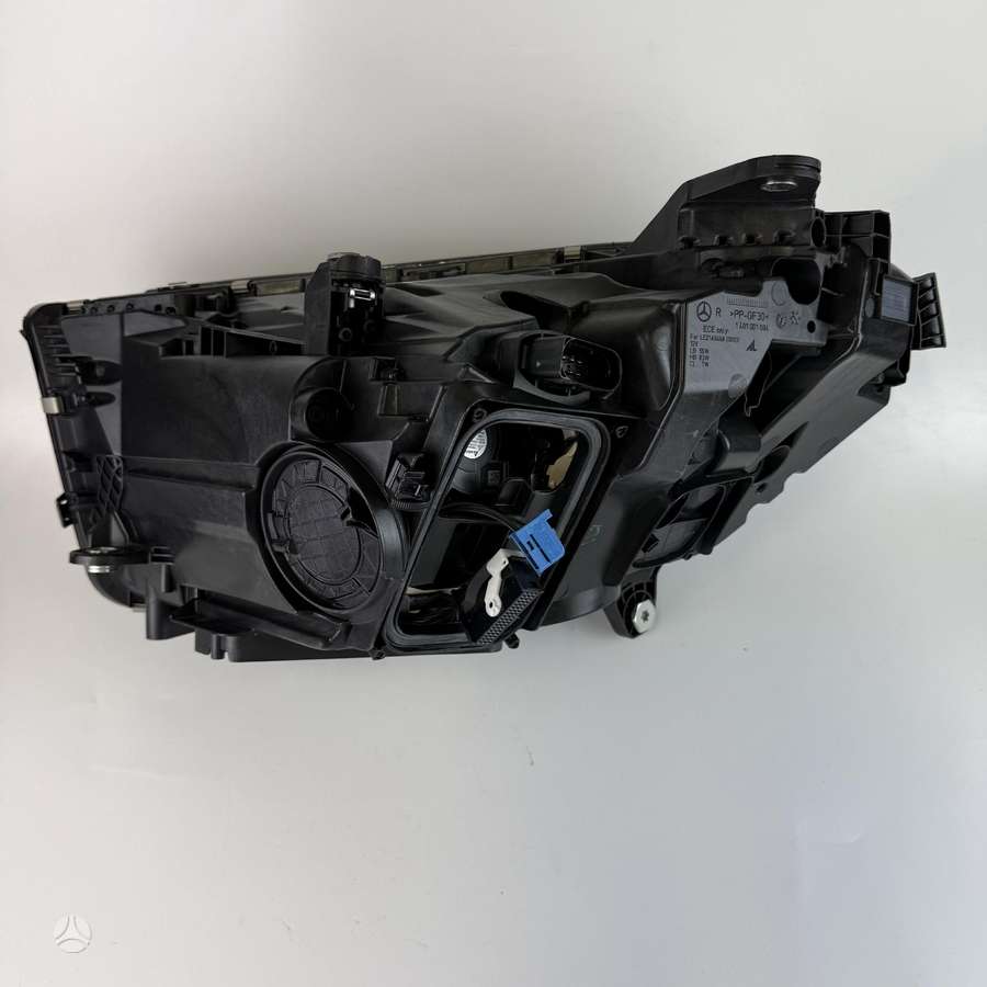 Mercedes-Benz E klasė lights