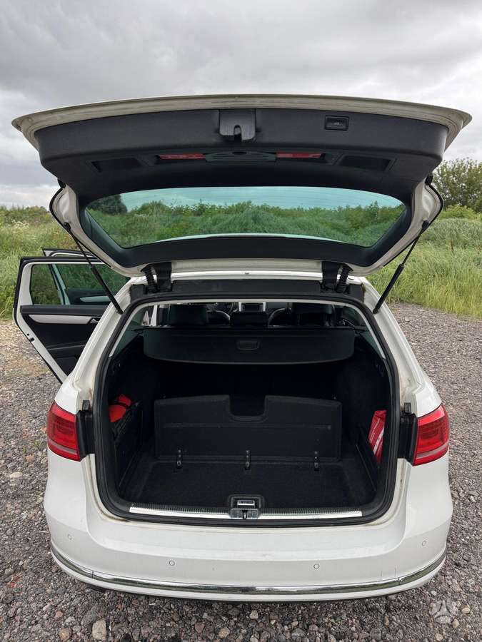 Volkswagen Passat - 6
