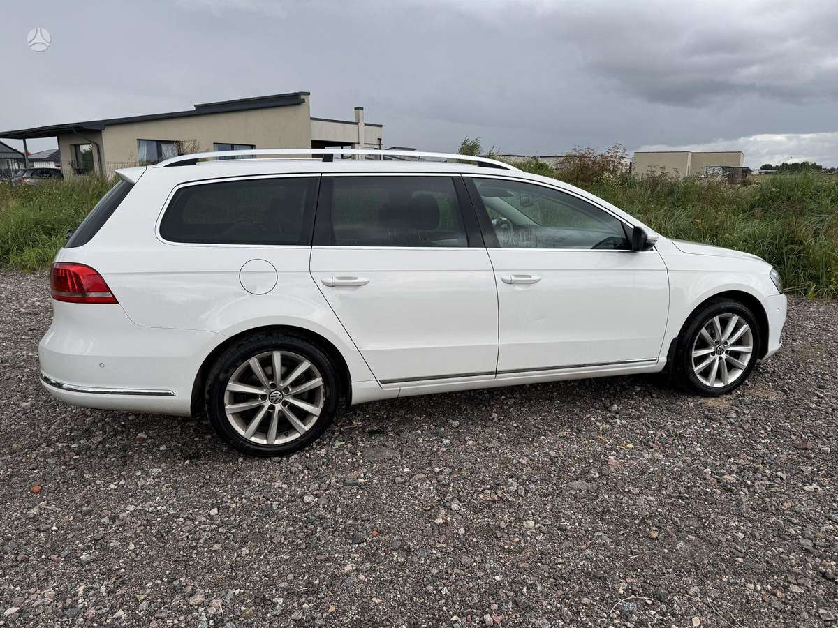 Volkswagen Passat - 4