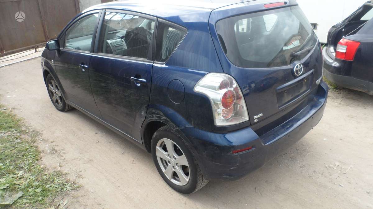 Toyota Corolla Verso rezerves daļās