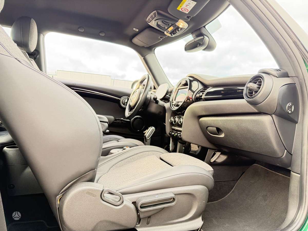Mini Cooper SE, 36 kWh, hatchback
