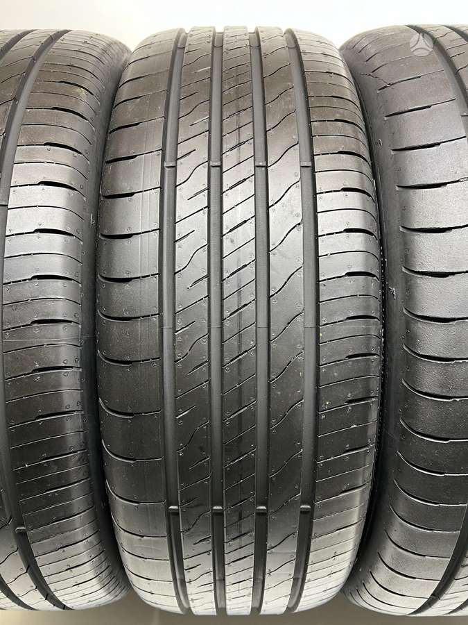Goodyear Efficient Grip 2 2023m, летние 215/55 R18