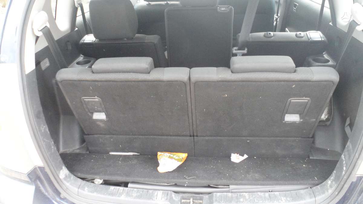 Toyota Corolla Verso rezerves daļās