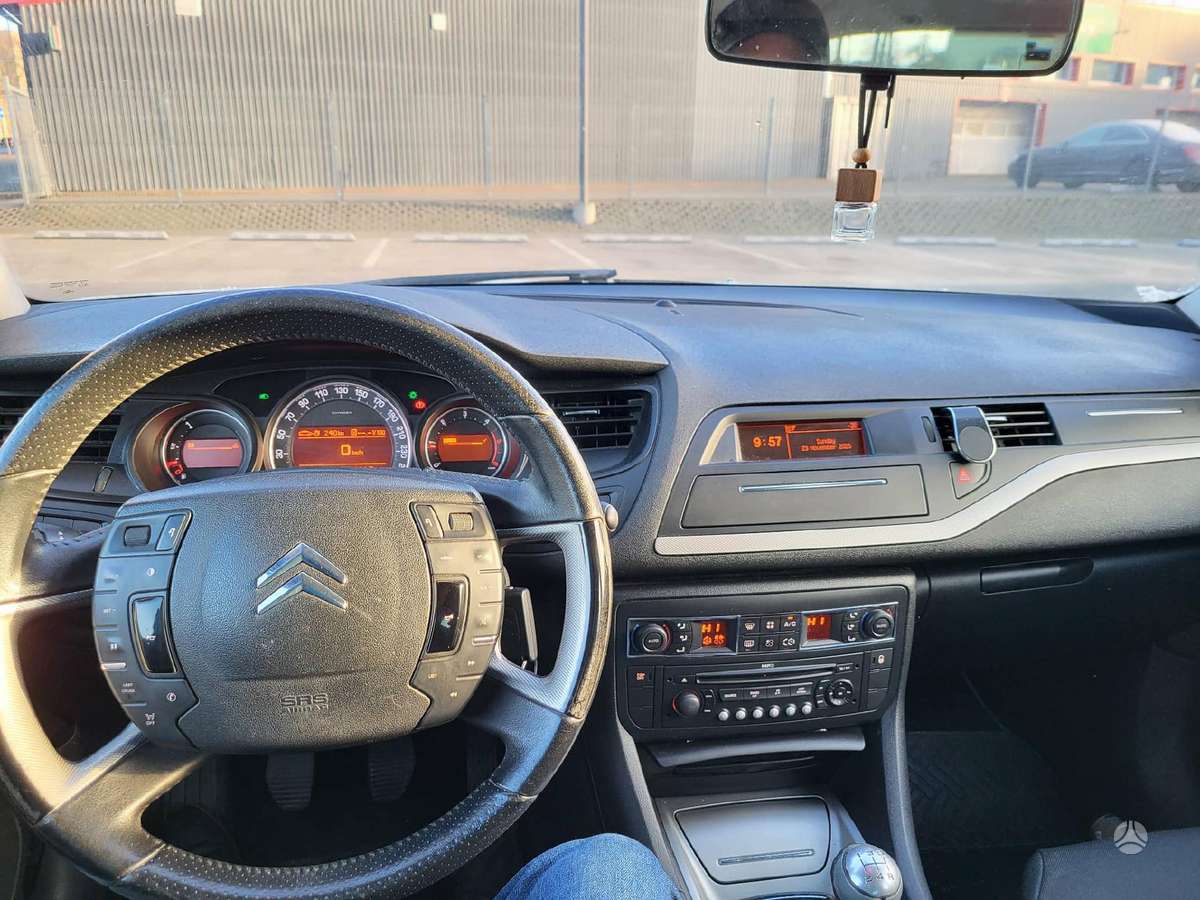 Citroen C5, 1.6 l., Седан