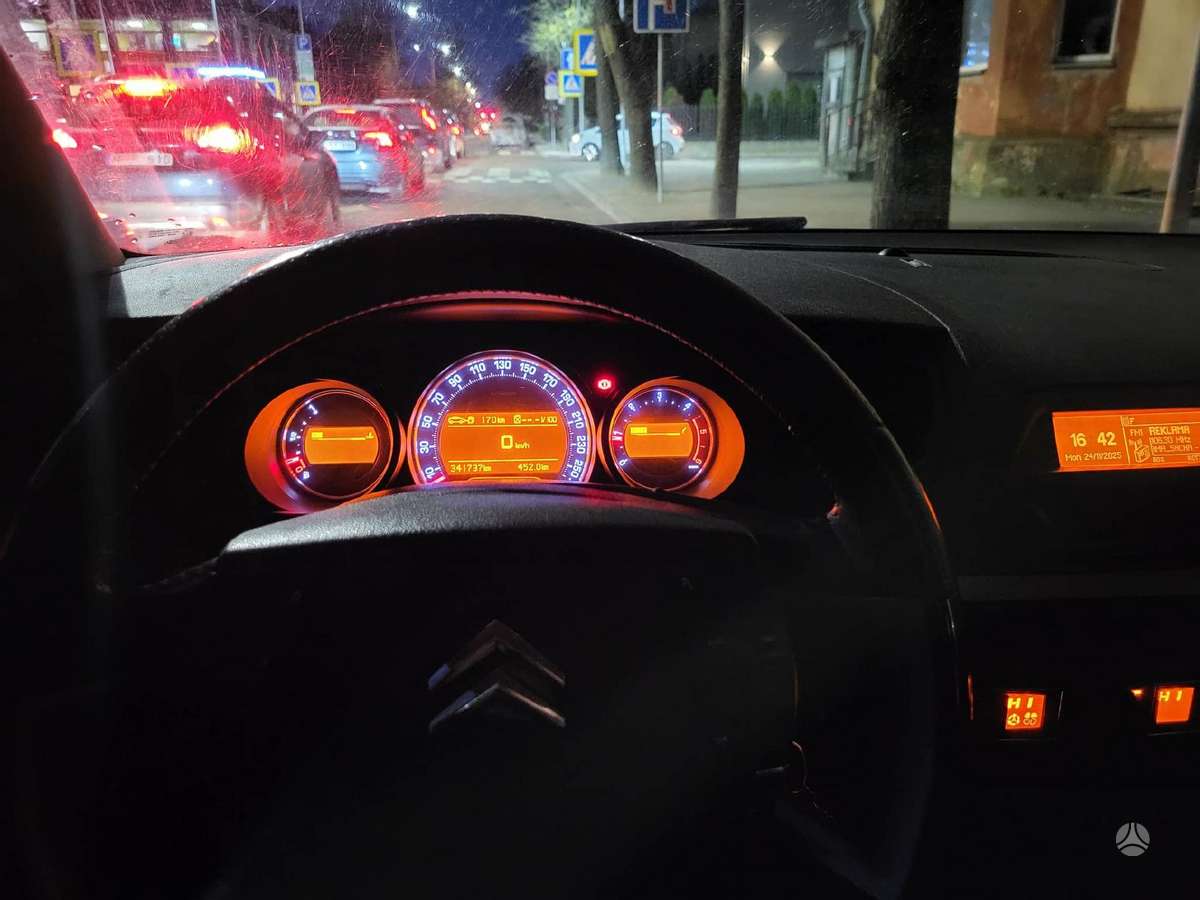 Citroen C5, 1.6 l., Седан