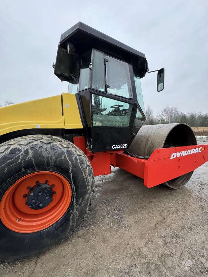 Dynapac CA 302D, veltņi / blietes