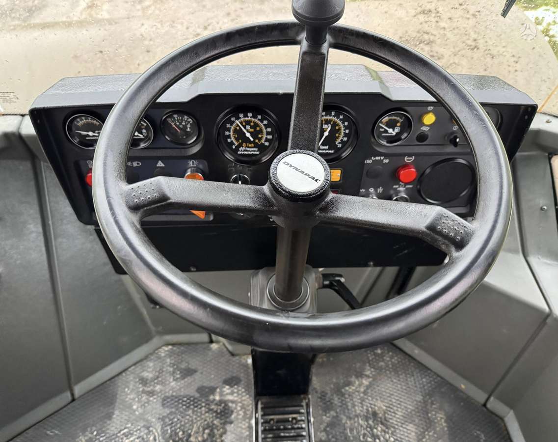 Dynapac CA 302D, veltņi / blietes