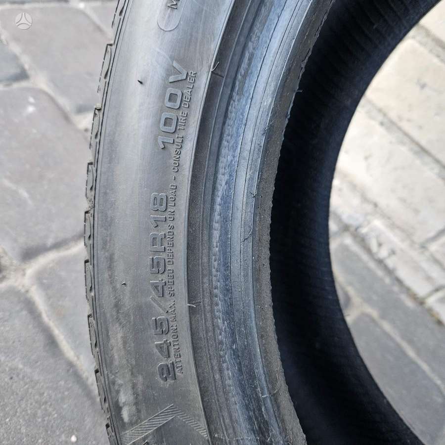 Goodyear, зимние 245/45 R18