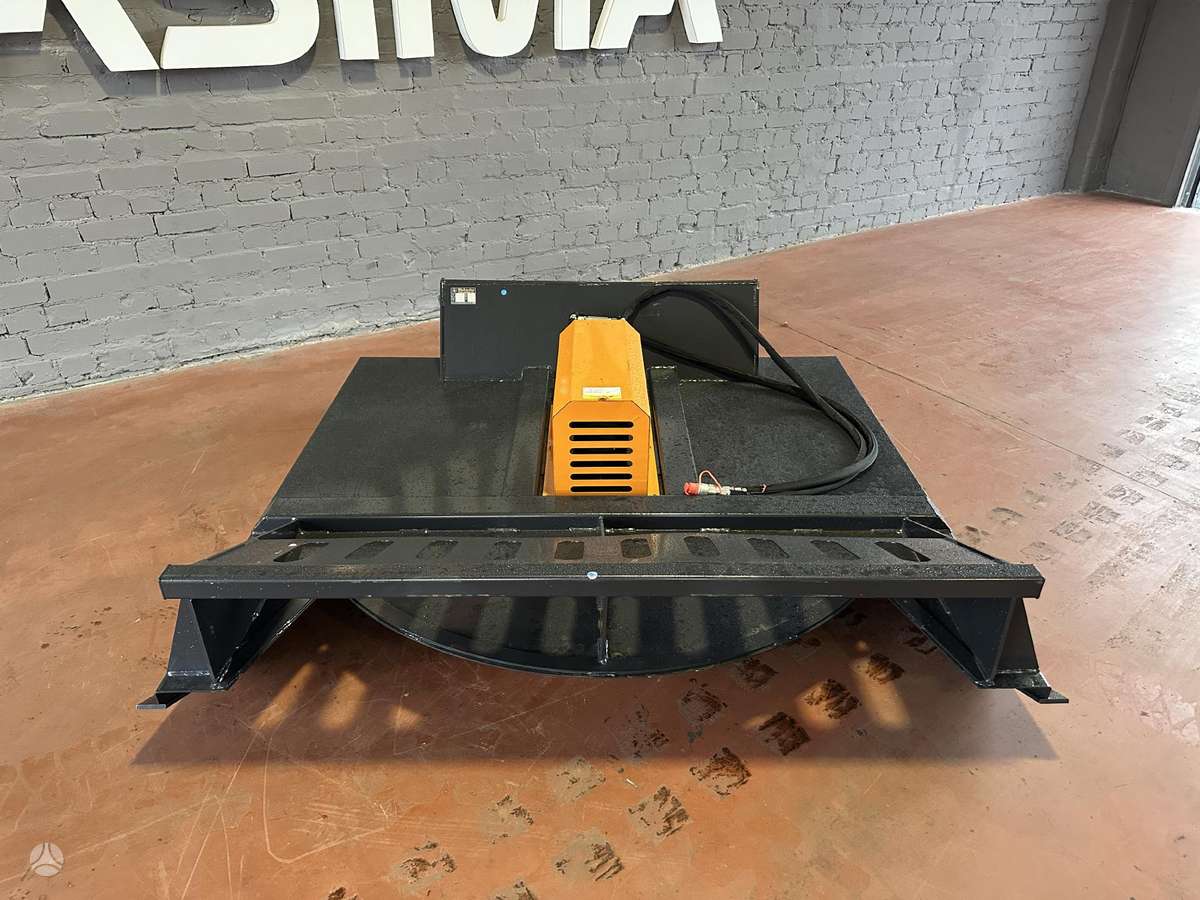 -Kita- Wolverine, landscaping equipment