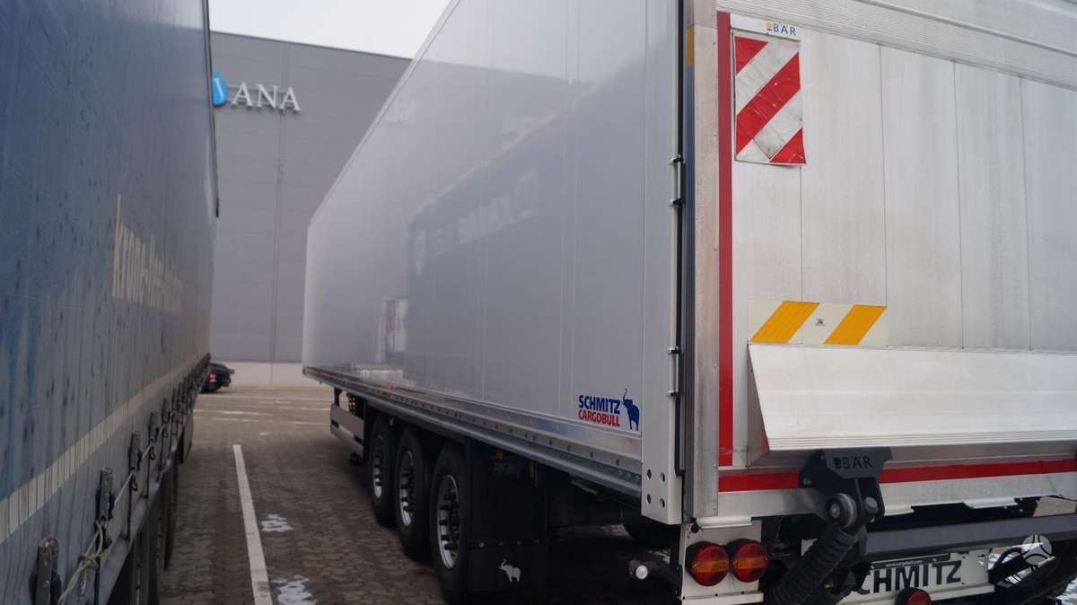 Schmitz Cargobull, box / van type