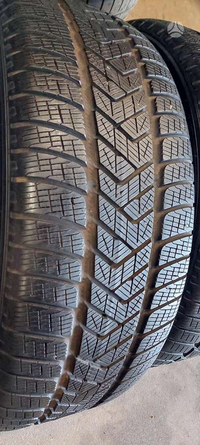 Pirelli, зимние 255/55 R20