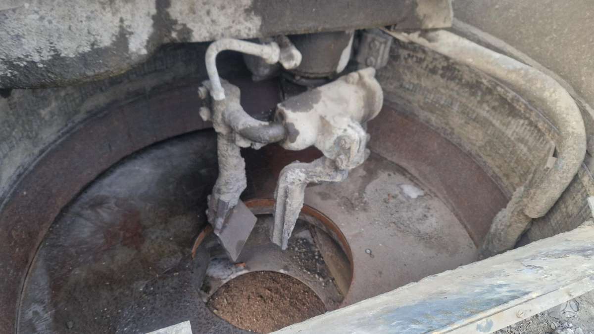 Eichinger 1000, concrete mixer