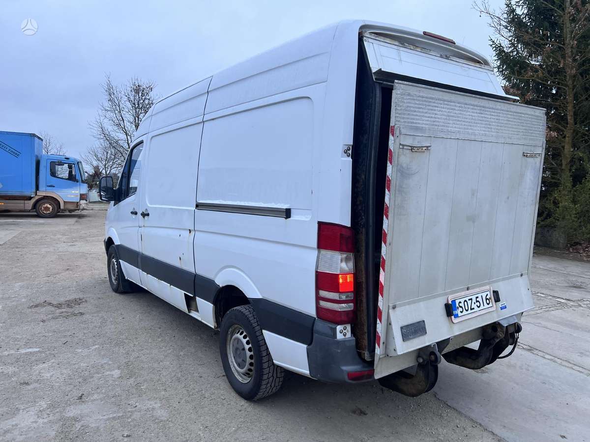 Mercedes-Benz Sprinter 310, cargo vans