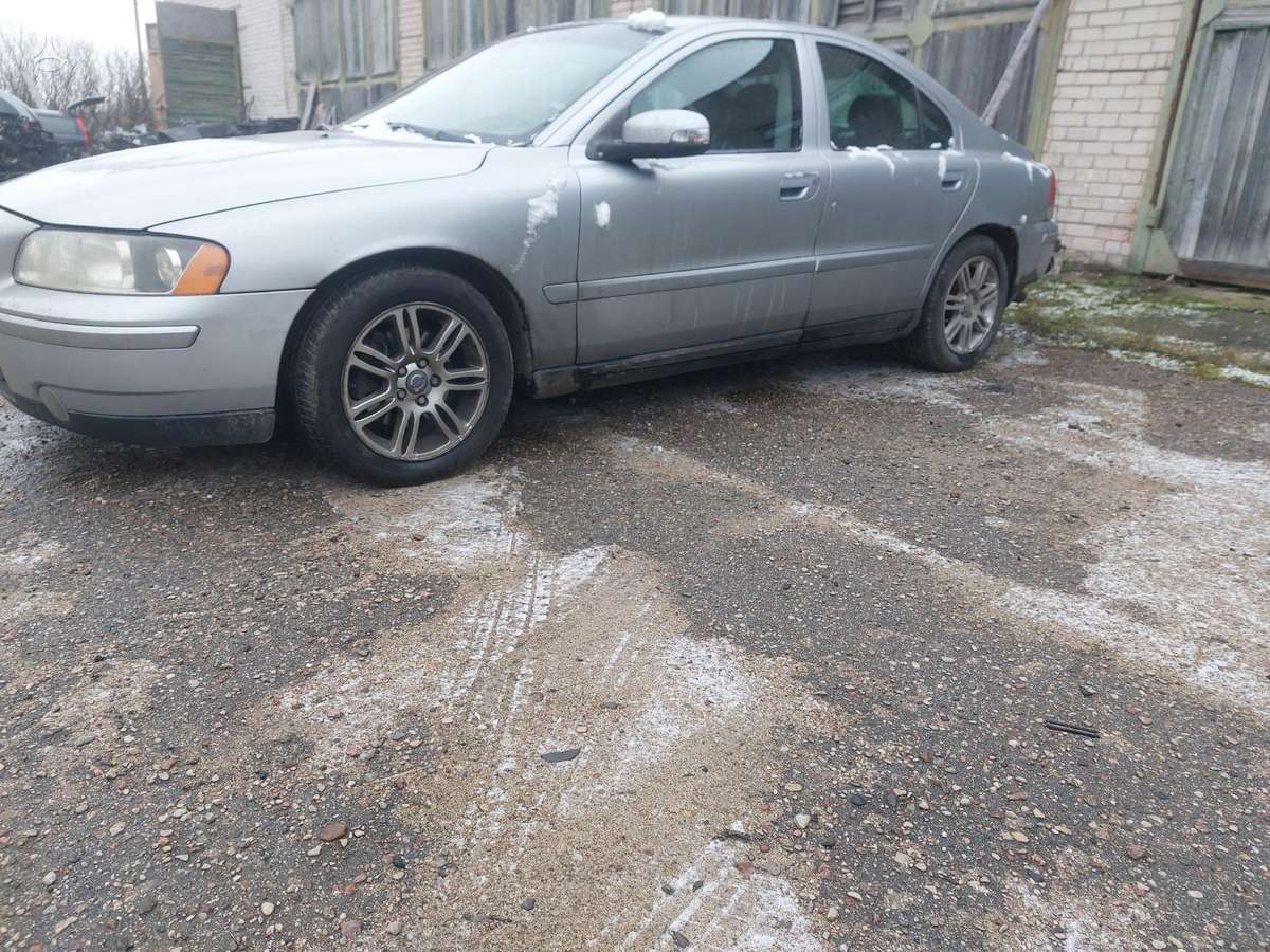 Volvo S60