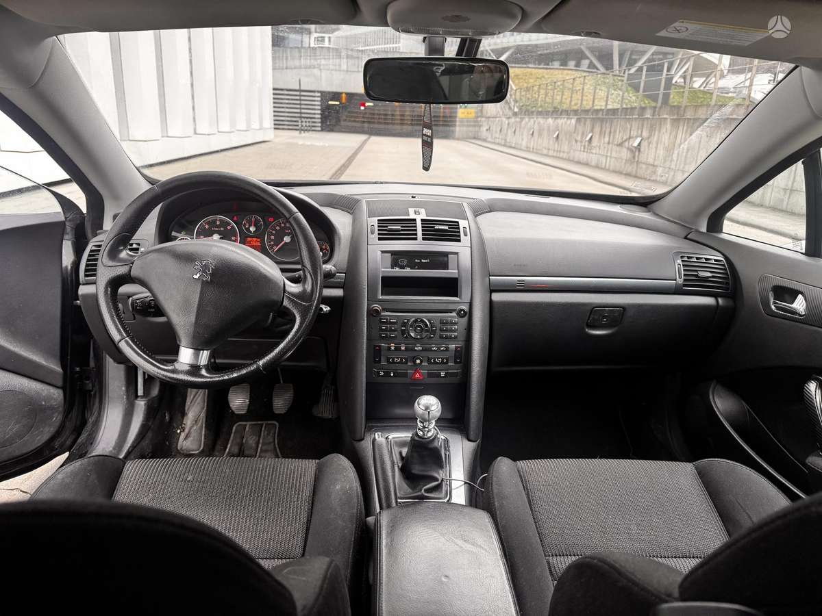 Peugeot 407 - 8