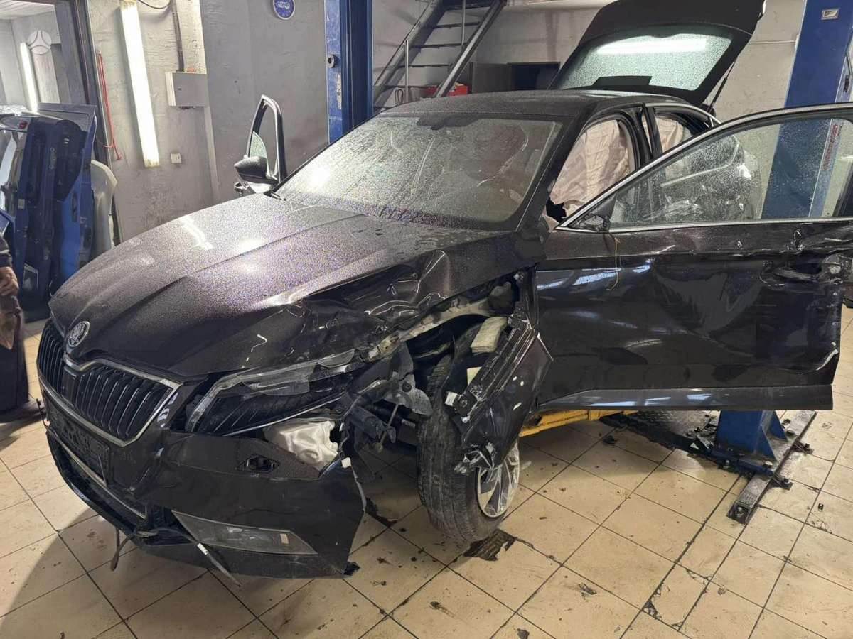 Skoda Superb for parts