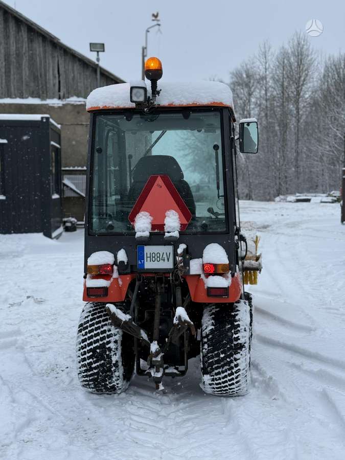 Kubota BX 2350 4WD, тракторы