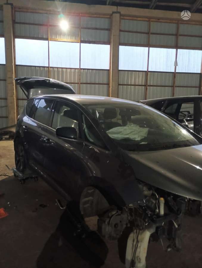 Renault Espace rezerves daļās