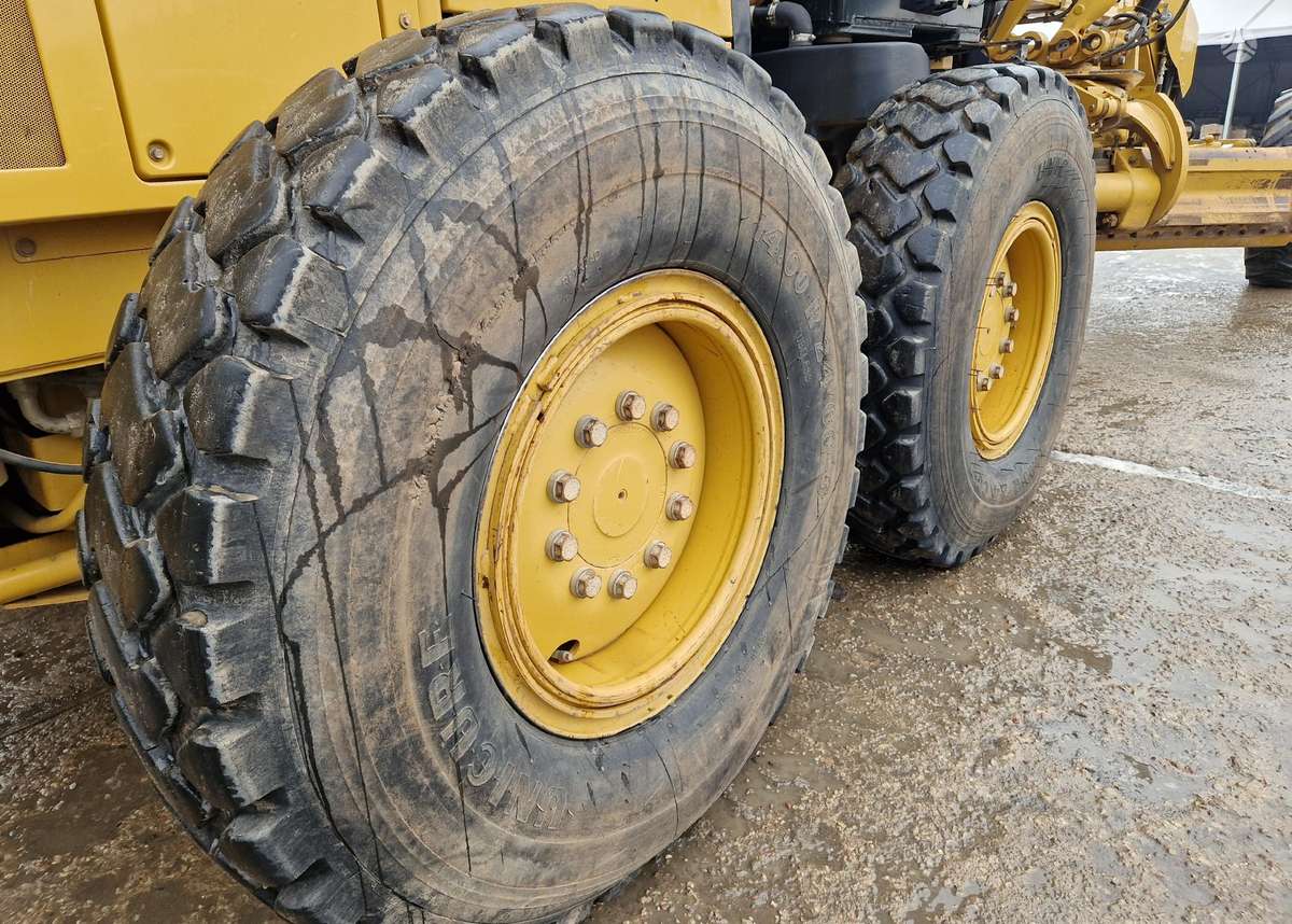 Caterpillar 12M3AWD, grader