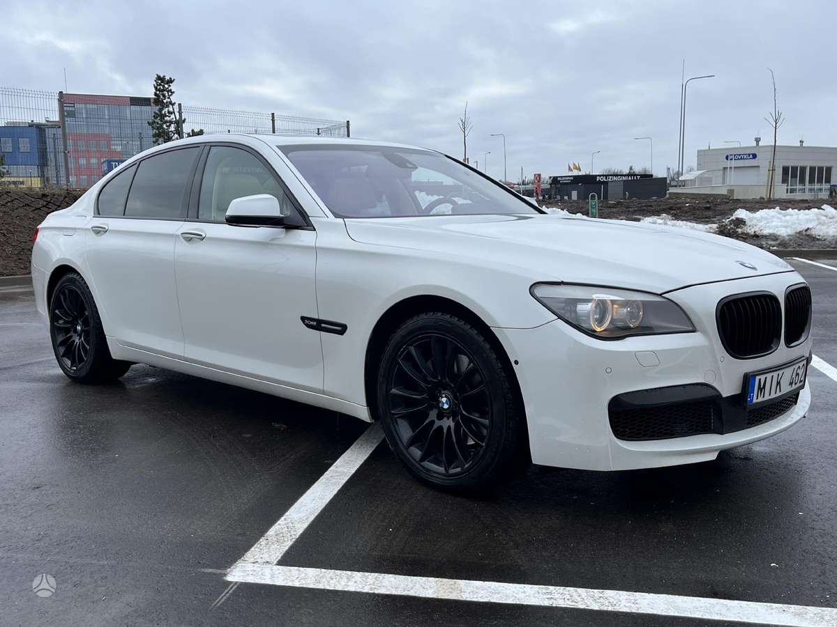 BMW 740, 3.0 l., Седан