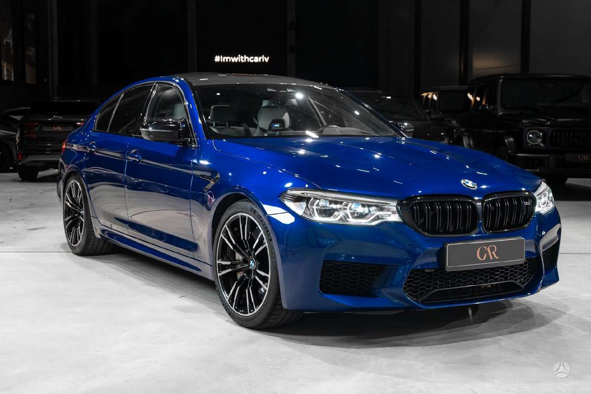 BMW M5, 4.4 l., Седан