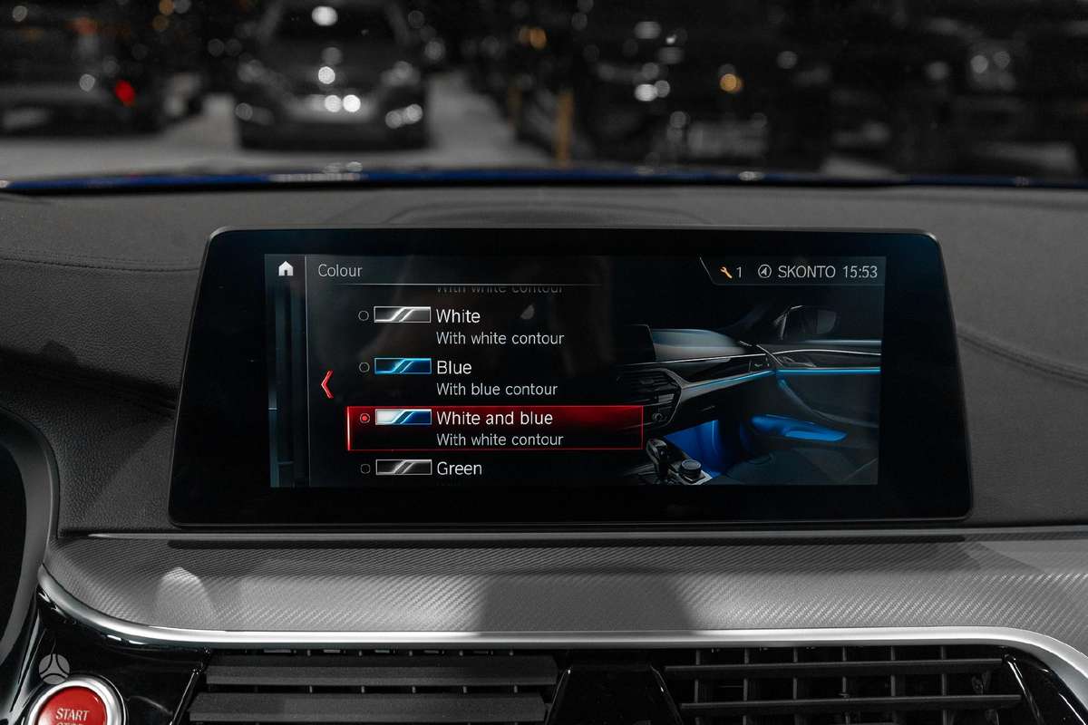 BMW M5, 4.4 l., Седан