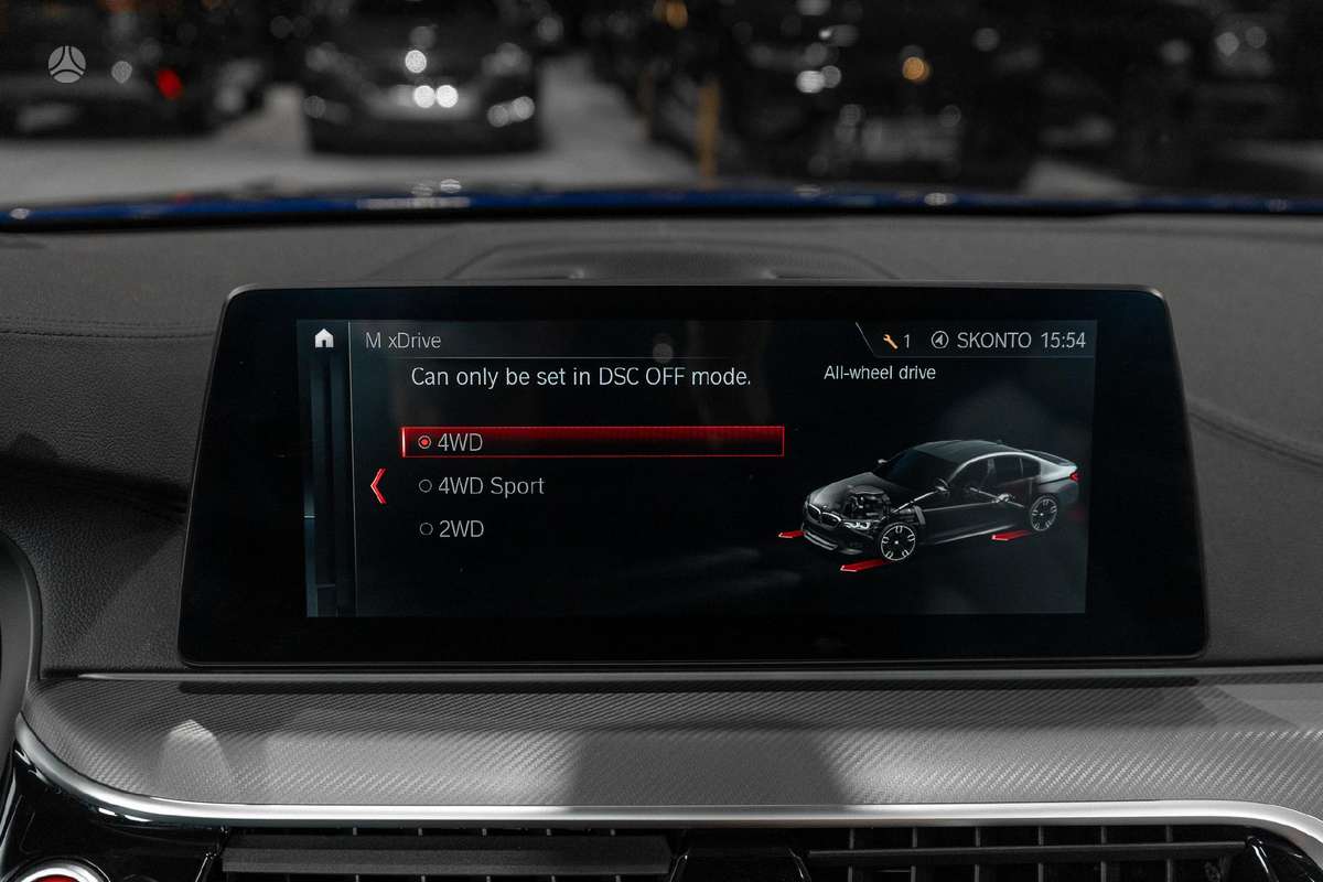 BMW M5, 4.4 l., Седан