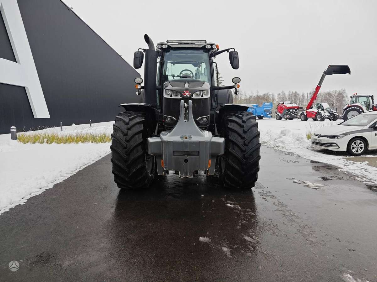 Massey Ferguson 8740, tractors