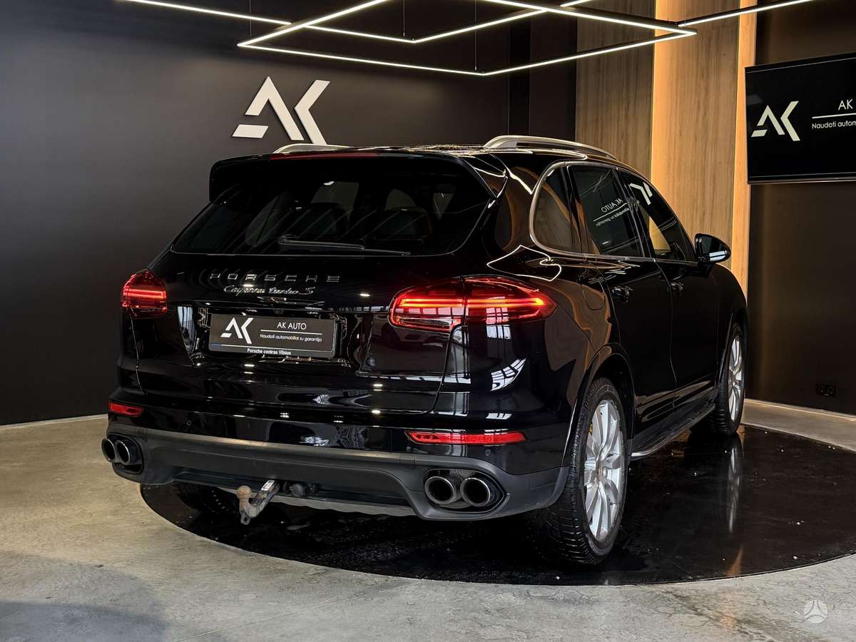 Porsche Cayenne - 11