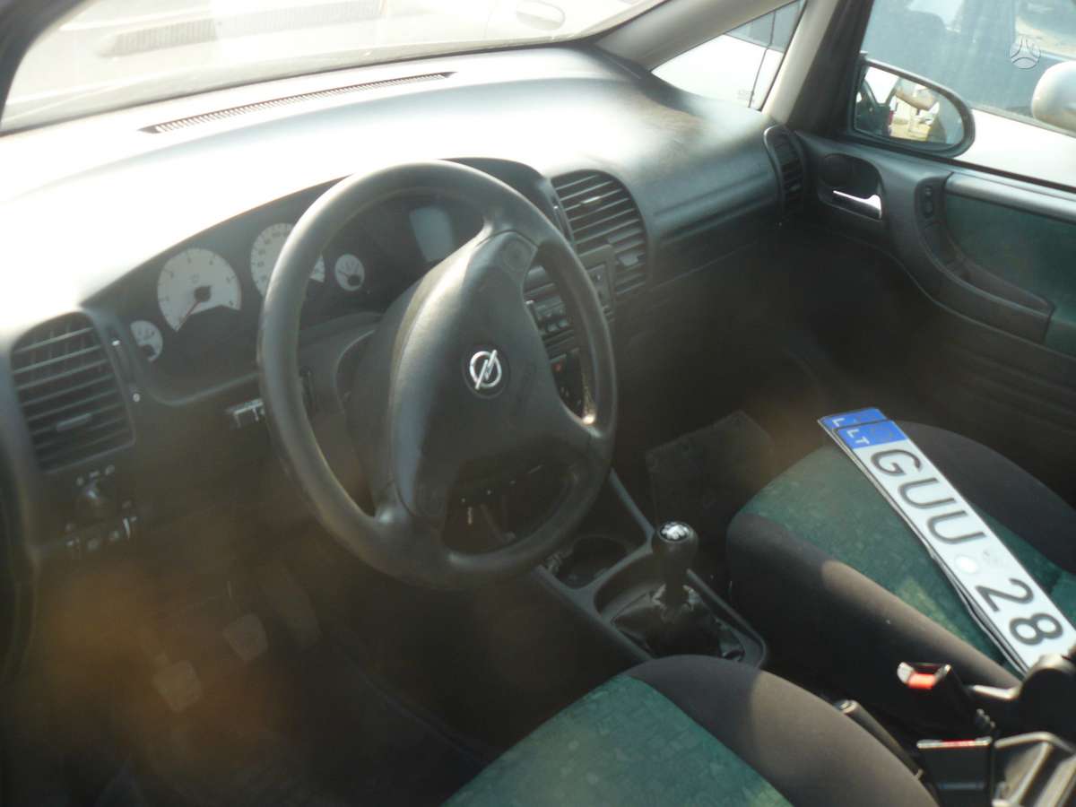 Opel Zafira
