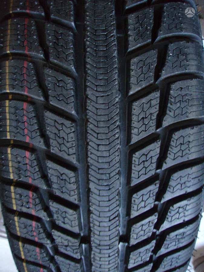 Continental, зимние 225/45 R17