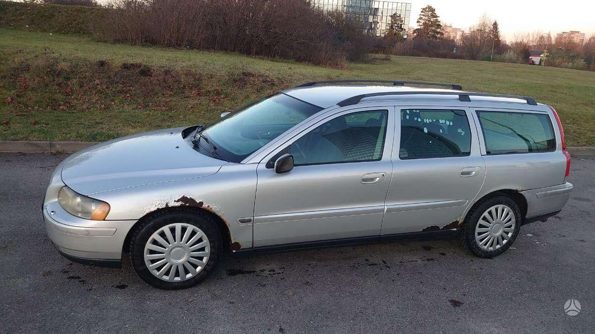 Volvo V70, 2.4 l., universalas
