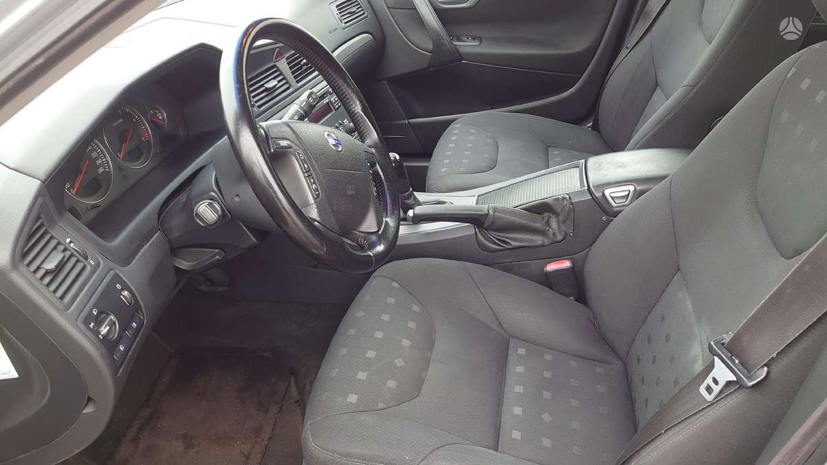 Volvo V70, 2.4 l., universalas