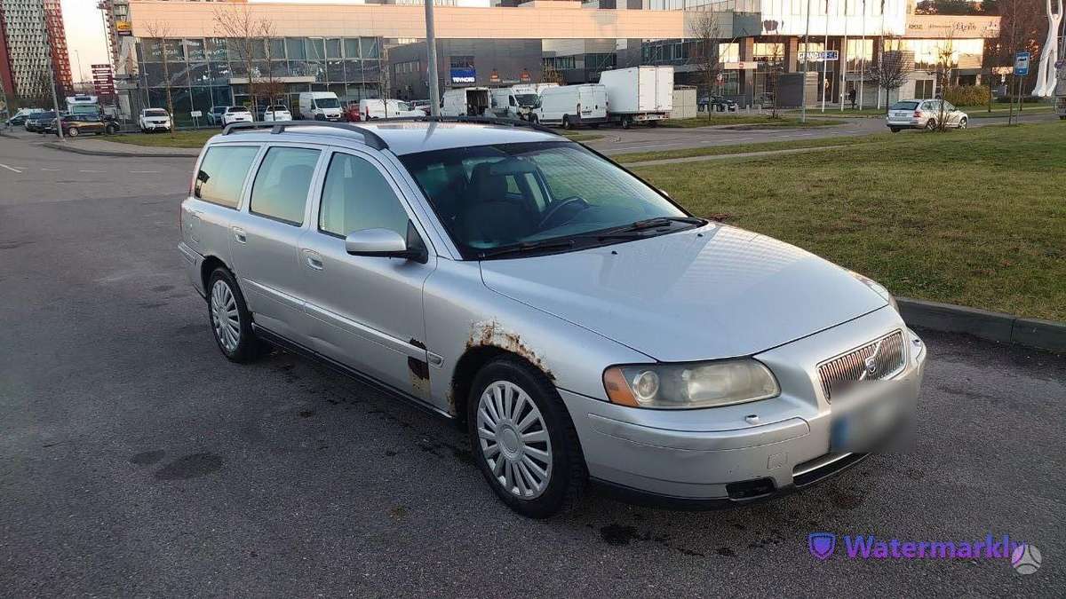 Volvo V70, 2.4 l., wagon