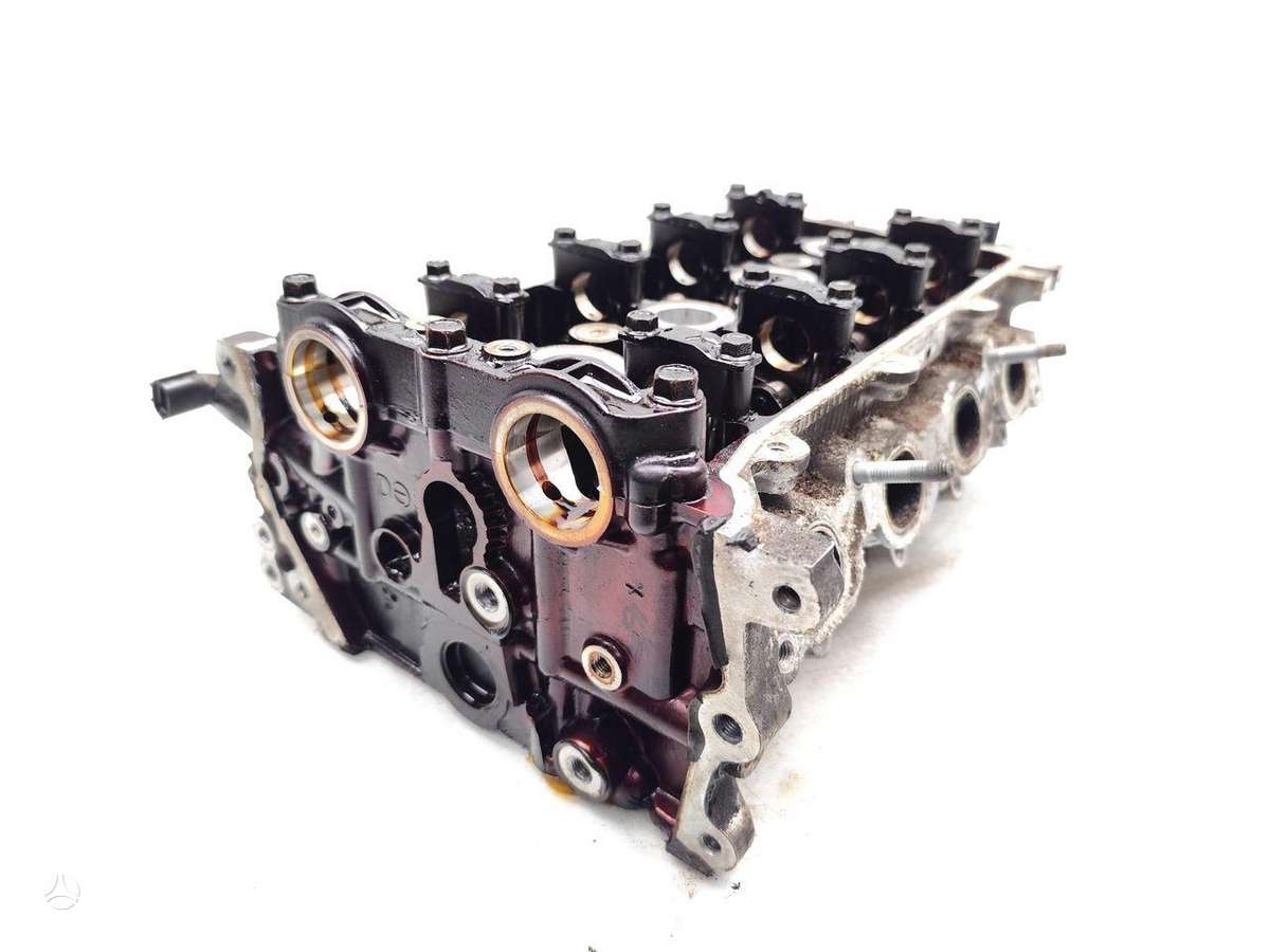 Kia Ceed cylinder head