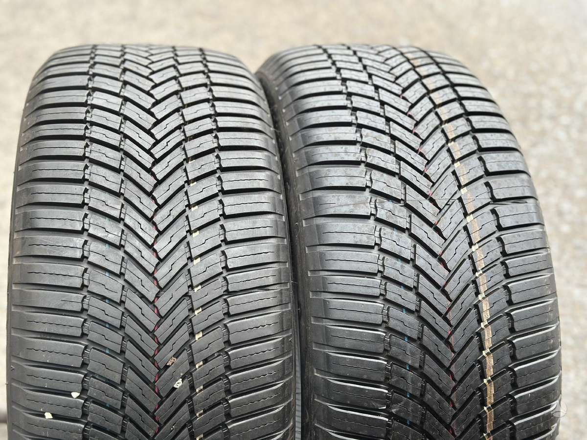 Bridgestone WeatherControl A005, всесезонные 235/50 R18