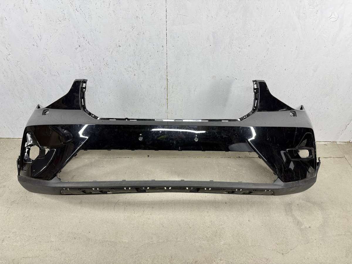 Volvo XC40 bumpers, doors, lights