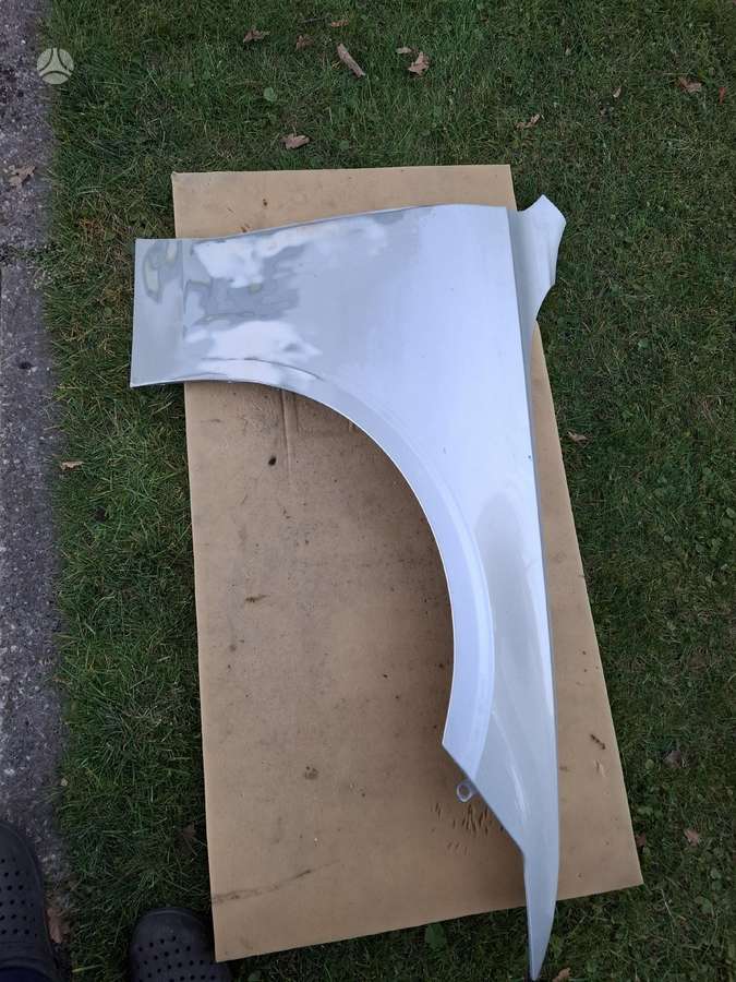 Volvo S90 fenders, front grill