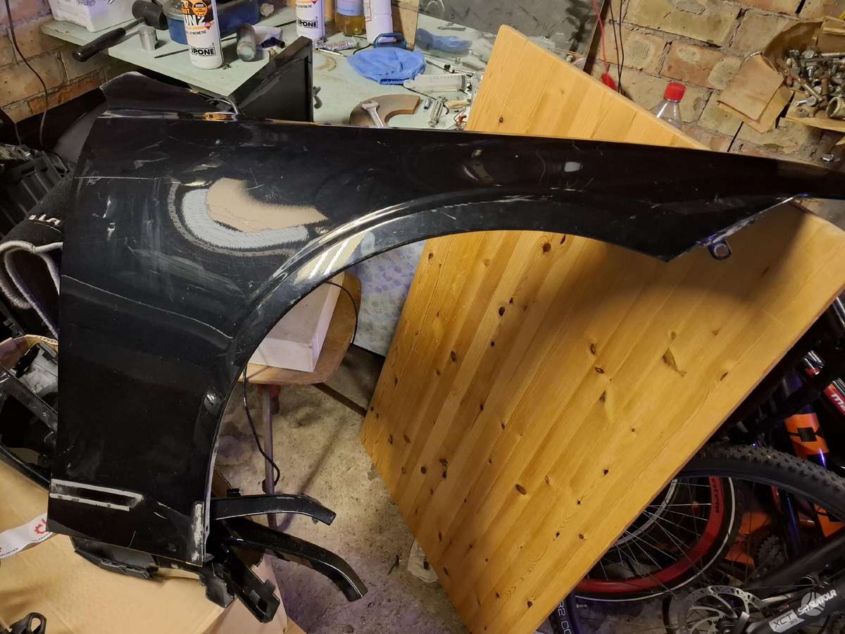 Volvo S90 fenders, front grill