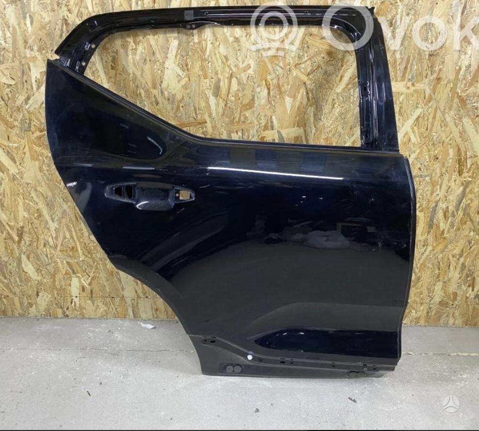 Volvo XC40 doors, lights, front grill