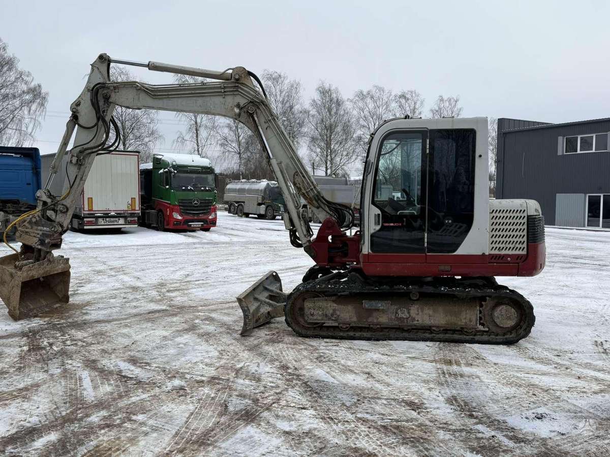 Takeuchi TB175, mini ekskavatori