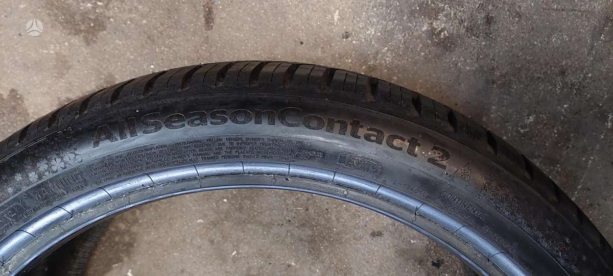 Continental, all-season 245/40 R20