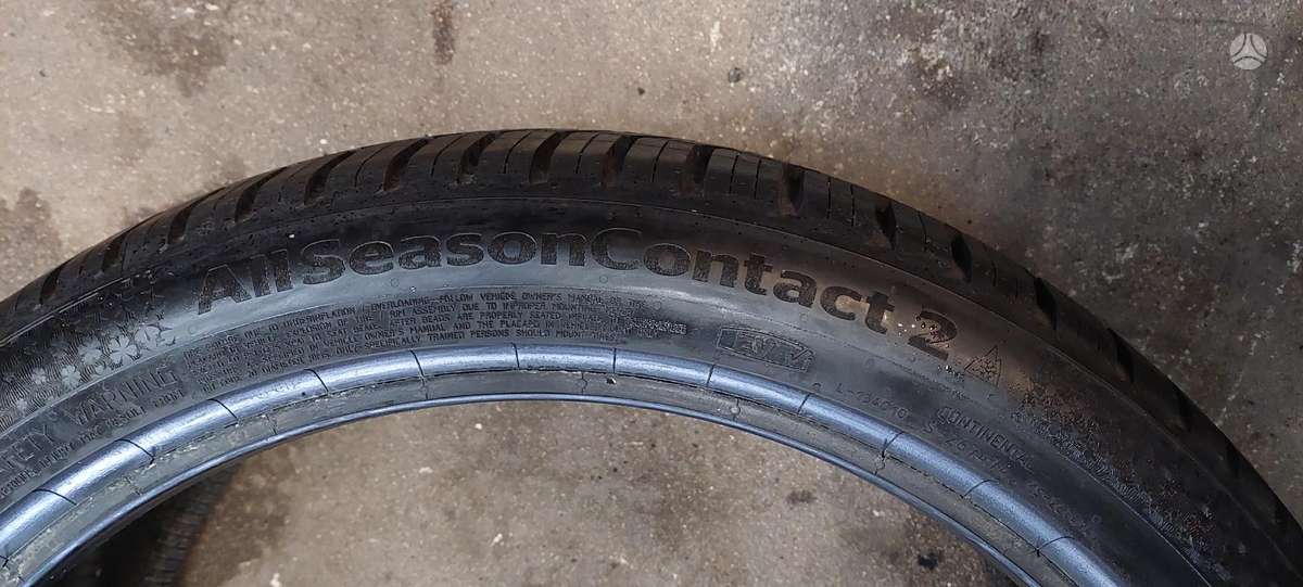 Continental, universalios 245/40 R20