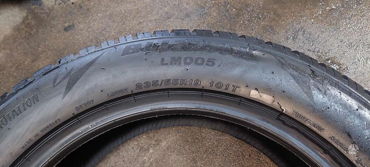 Bridgestone, winter 235/55 R19
