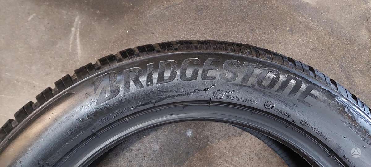 Bridgestone, winter 235/55 R19