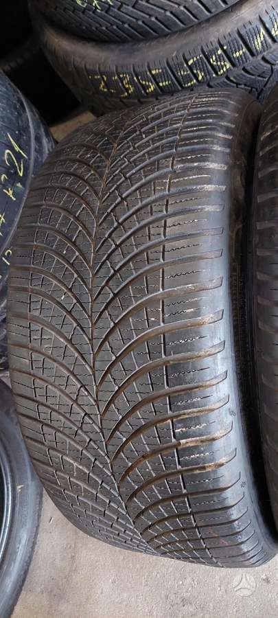 Goodyear, всесезонные 255/40 R19