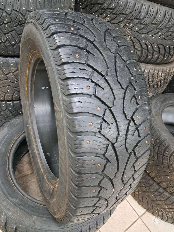 Bridgestone Noranza 001, зимние 215/60 R16